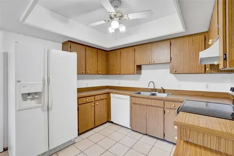 926 Robinhood Court Maitland FL 32751