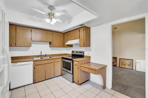 926 Robinhood Court Maitland FL 32751