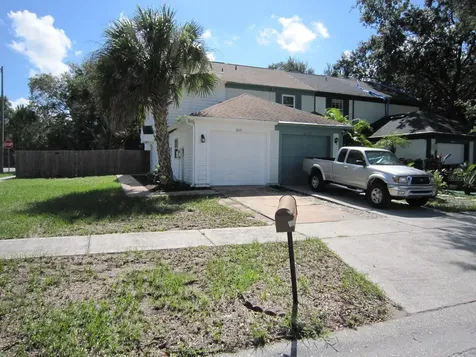 6115 Oak Cluster Circle Tampa FL 33634