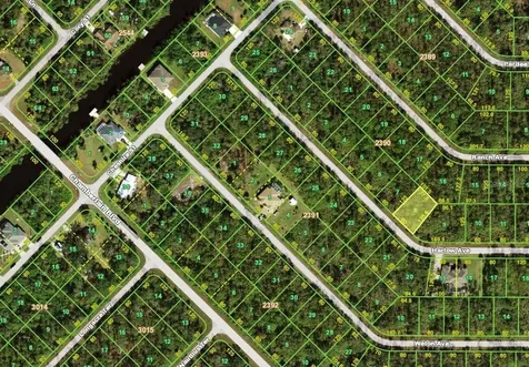 12520 Harlow Avenue Port Charlotte FL 33953