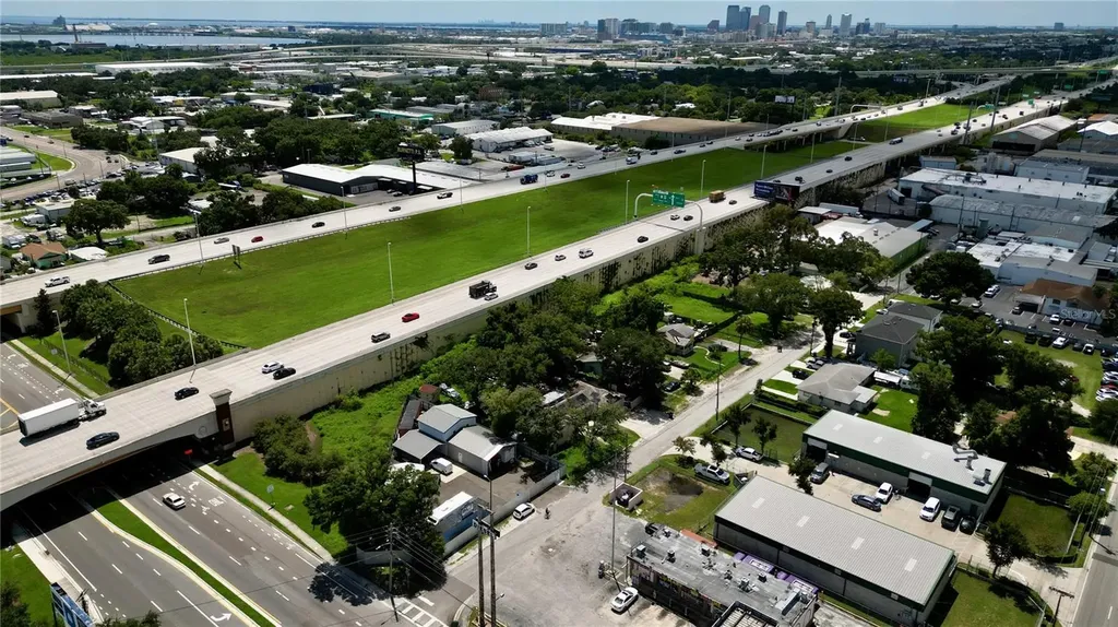 3911 E 15th Avenue Tampa FL 33605