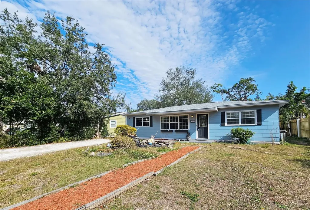 1345 Young Avenue Clearwater FL 33756