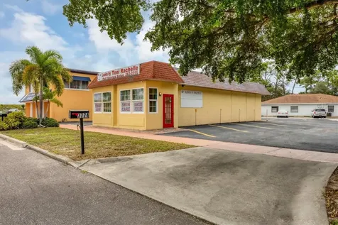 7774 Westmoreland Drive Sarasota FL 34243