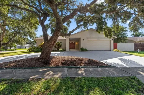 2692 Colony Drive Dunedin FL 34698