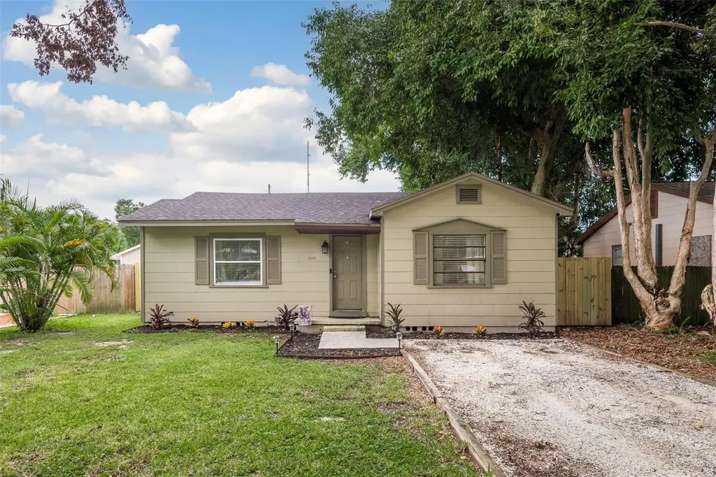 5344 39th Avenue N St Petersburg FL 33709