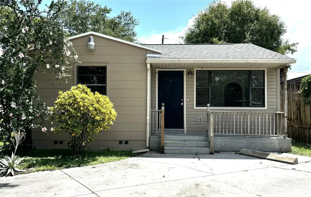 2350 26th Street N St Petersburg FL 33713