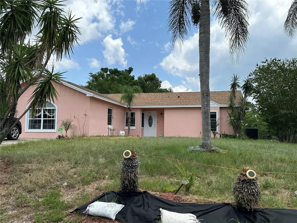 521 Kangley Avenue Deltona FL 32738