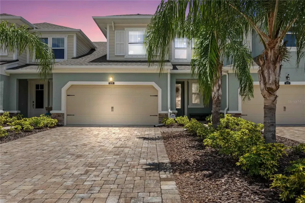 5219 Blossom Cove Bradenton FL 34211