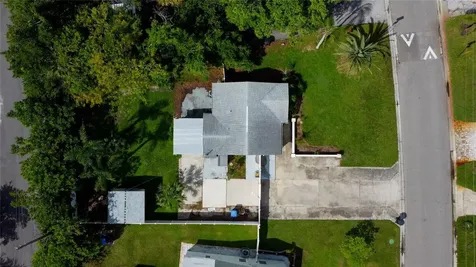 5914 13th Avenue N St Petersburg FL 33710