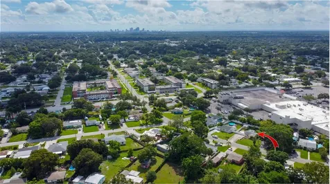 5914 13th Avenue N St Petersburg FL 33710