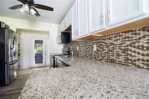 5914 13th Avenue N St Petersburg FL 33710