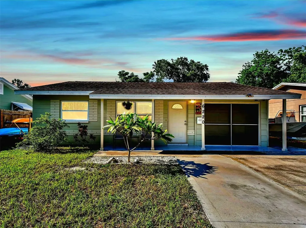 6220 5th Avenue S St Petersburg FL 33707