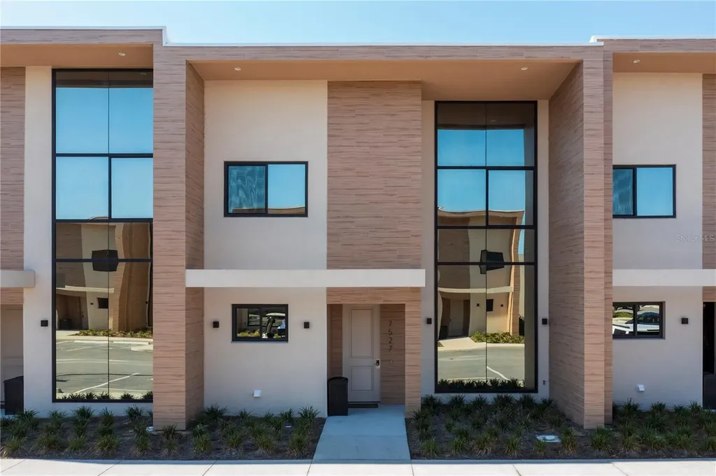 7527 Brooklyn Drive Kissimmee FL 34747