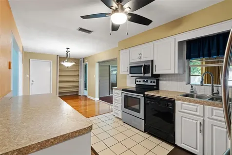 9969 56th Place N St Petersburg FL 33708