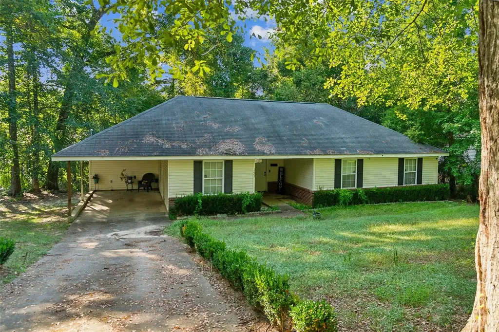 1223 Hill Street Quincy FL 32351