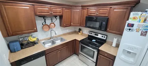 3004 Dreyfushire Boulevard Orlando FL 32822