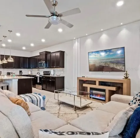 2031 Lelani Circle Davenport FL 33897