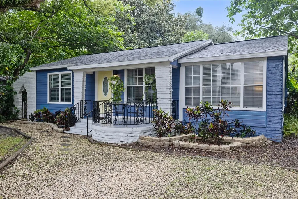 1307 E Diana Street Tampa FL 33604