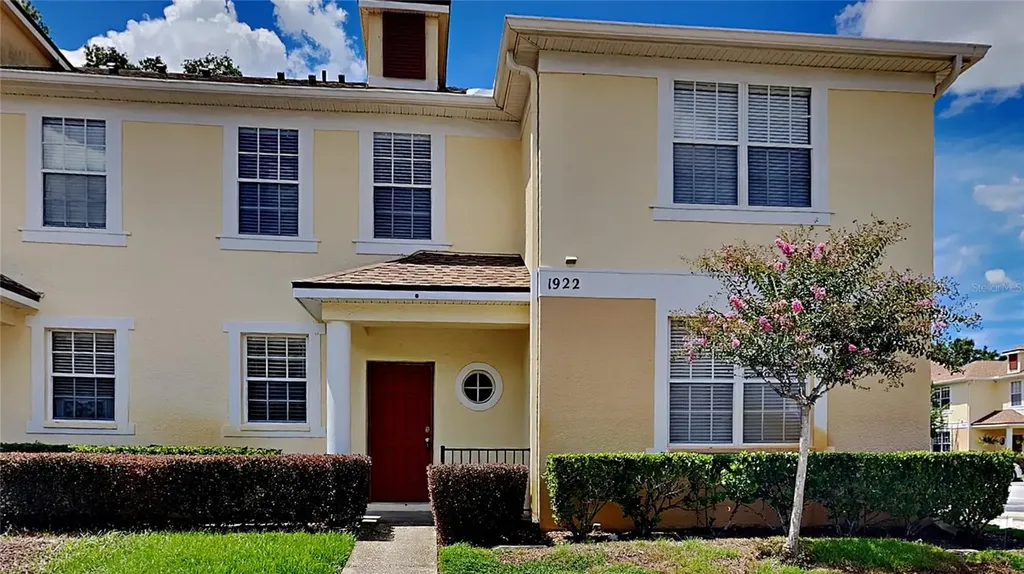 1922 Fiesta Ridge Court Tampa FL 33604