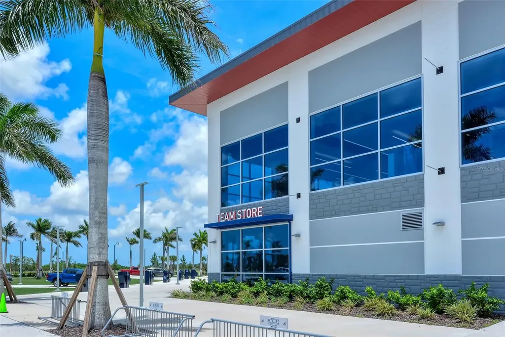 12550 Galapagos Court Venice FL 34293