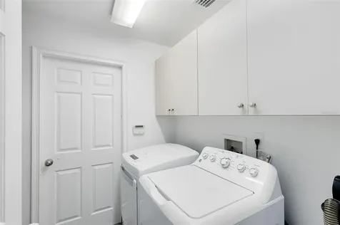 1715 Conway Isle Circle Belle Isle FL 32809