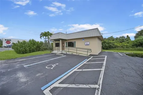 25073 Marion Avenue Punta Gorda FL 33950