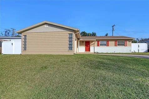611 Clarewood Boulevard Titusville FL 32796