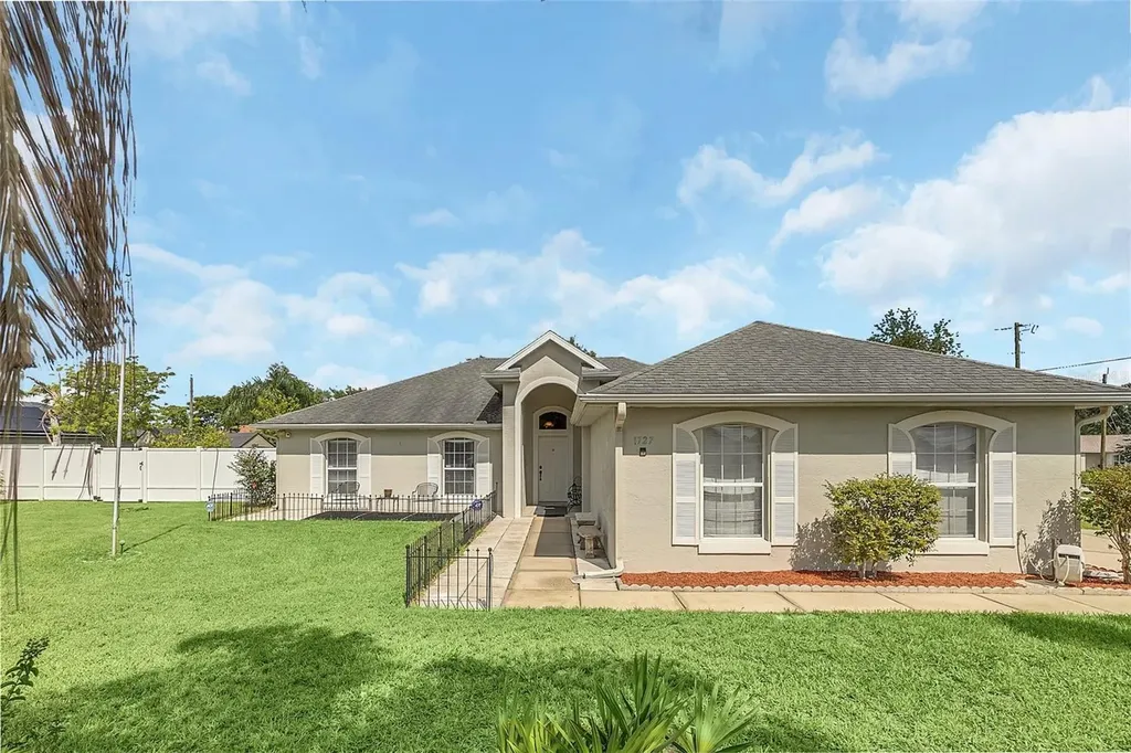 1727 Concert Road Deltona FL 32738