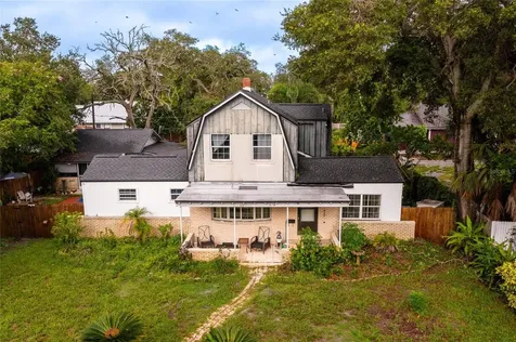 322 47th Street N St Petersburg FL 33713