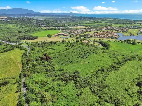 Candelero Abajo Lot B-3 Humacao PR 00791