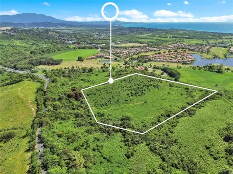 Candelero Abajo Lot B-3 Humacao PR 00791