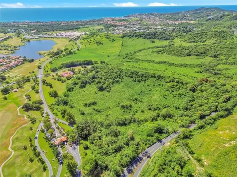 Candelero Abajo Lot B-3 Humacao PR 00791