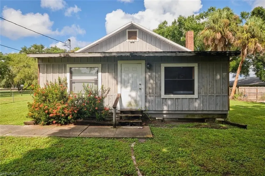 2255 S Olga Drive Fort Myers FL 33905