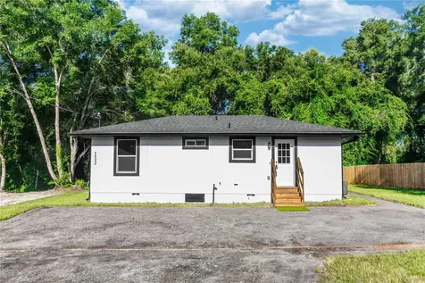 1522 S Orange Avenue Deland FL 32720