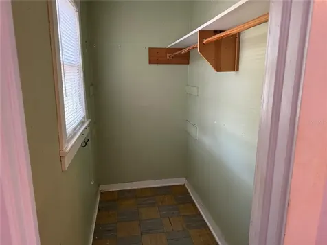 2391 10th Street Sarasota FL 34237