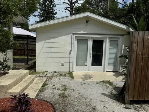 2391 10th Street Sarasota FL 34237
