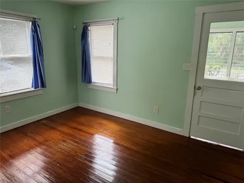 2391 10th Street Sarasota FL 34237