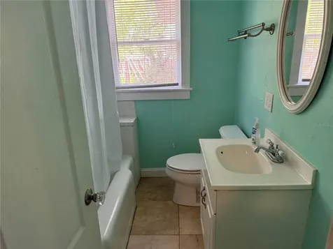 2391 10th Street Sarasota FL 34237