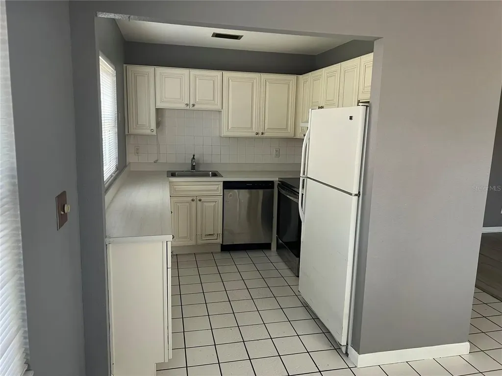 401 Dorchester Place Sun City Center FL 33573