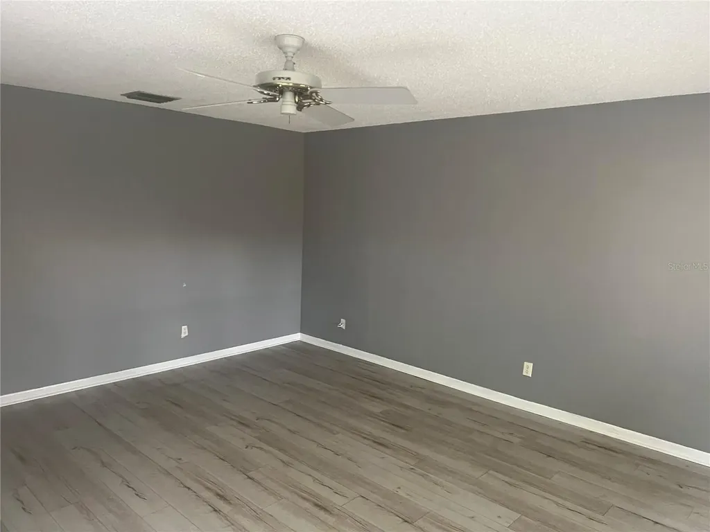 401 Dorchester Place Sun City Center FL 33573