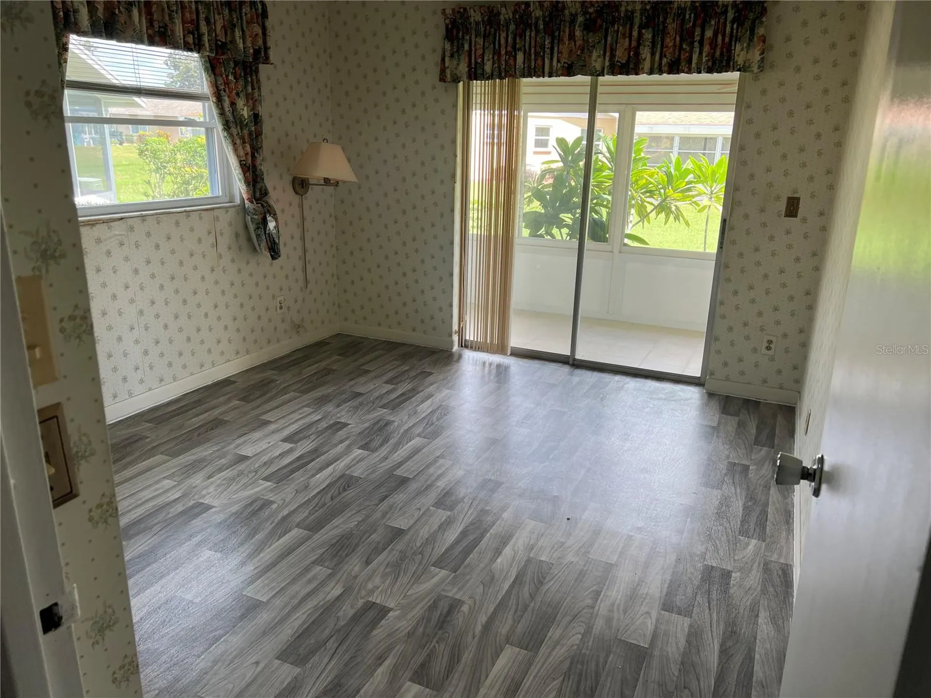 401 Dorchester Place Sun City Center FL 33573