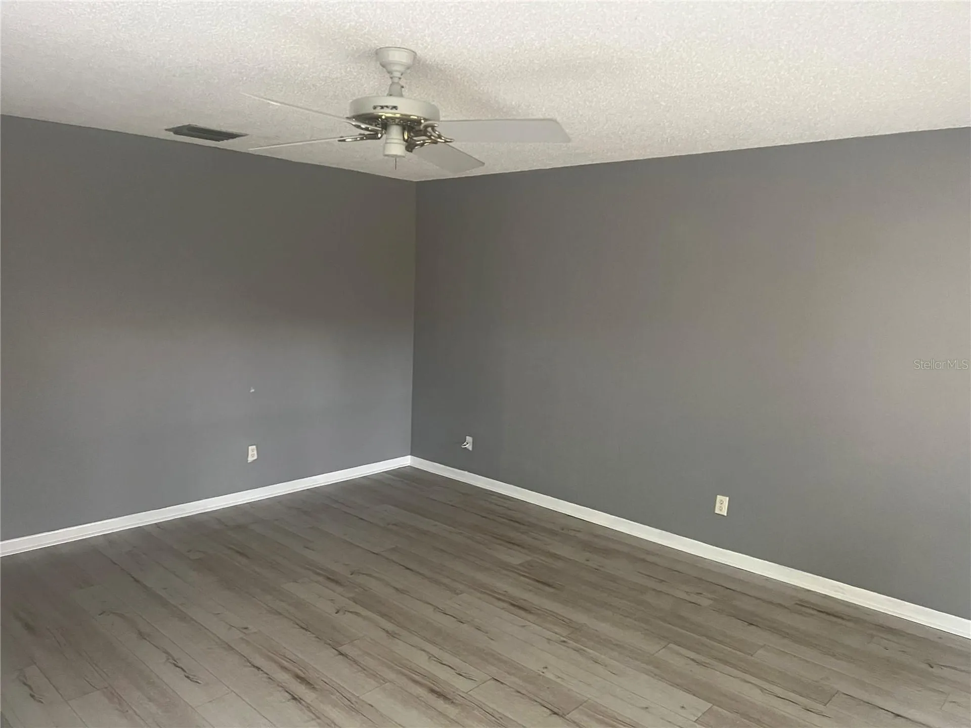 401 Dorchester Place Sun City Center FL 33573