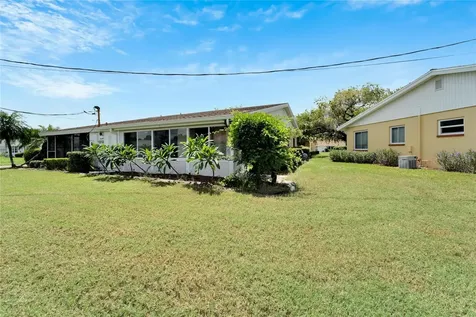 401 Dorchester Place Sun City Center FL 33573