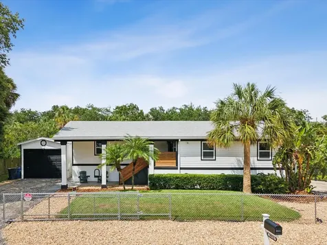 9913 Alavista Drive Gibsonton FL 33534