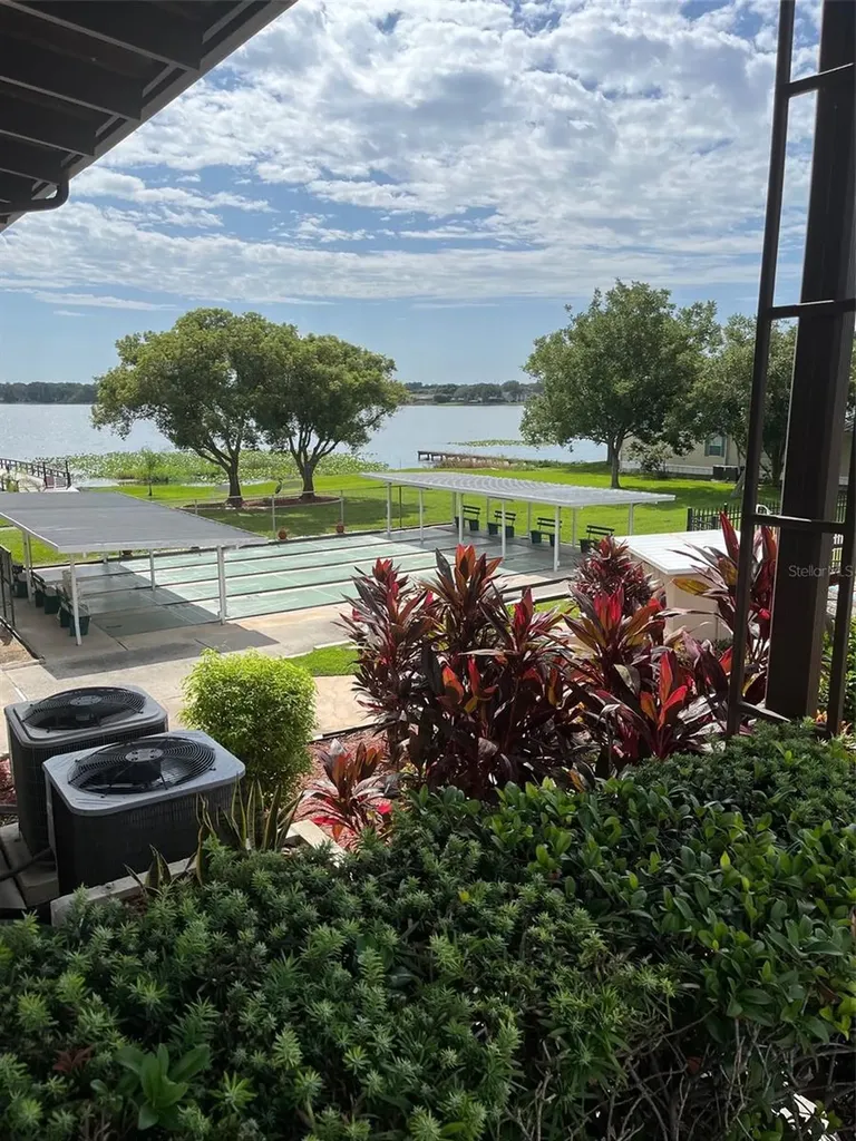 727 Forest Lake Lakeland FL 33809