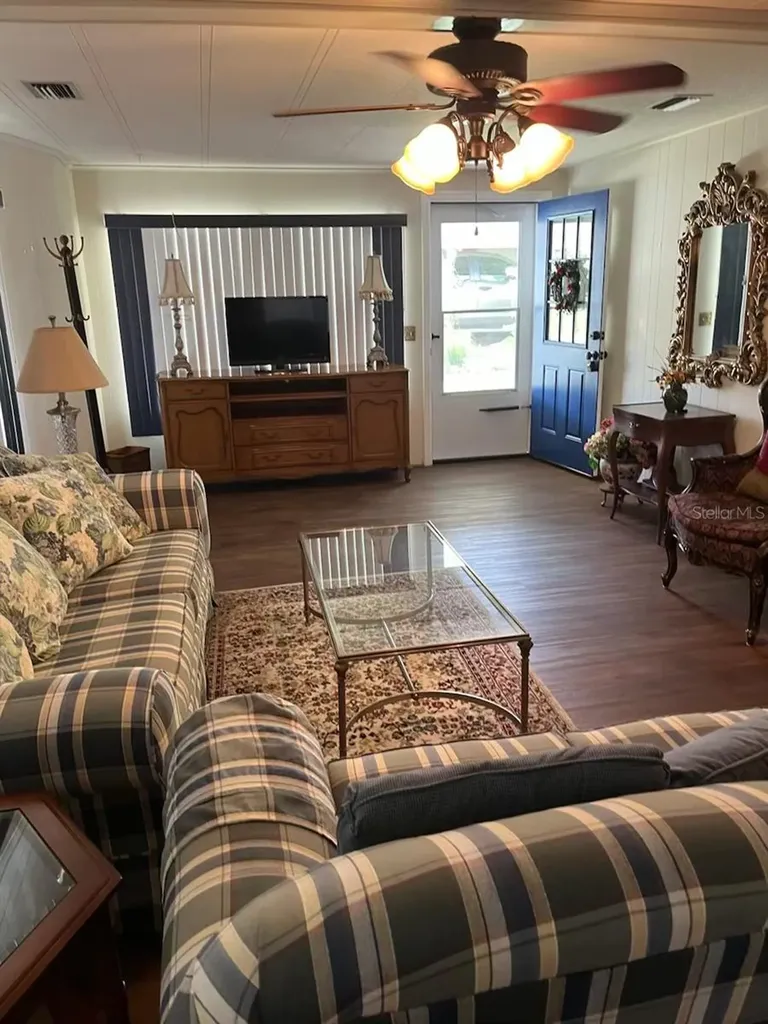 727 Forest Lake Lakeland FL 33809