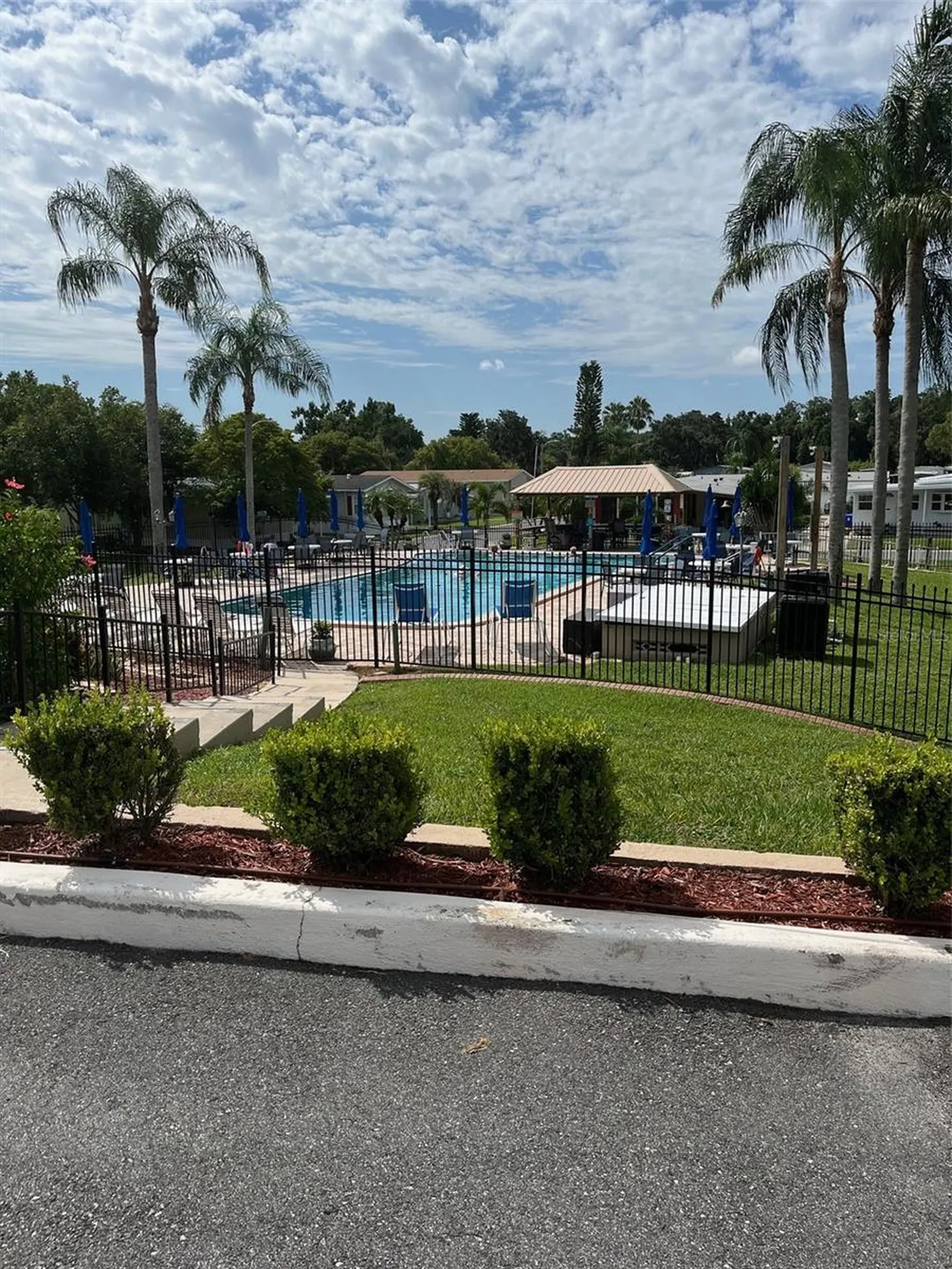 727 Forest Lake Lakeland FL 33809