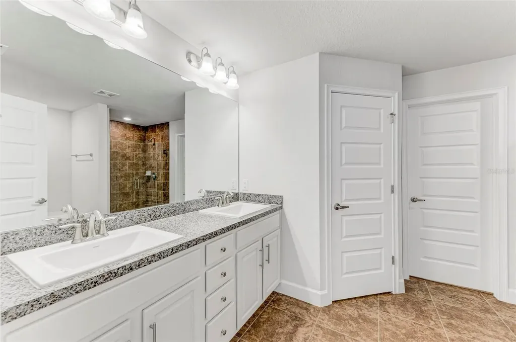 105 Dartmouth Road Venice FL 34293
