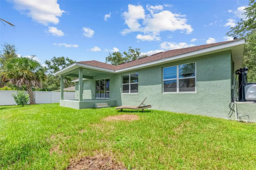 105 Dartmouth Road Venice FL 34293