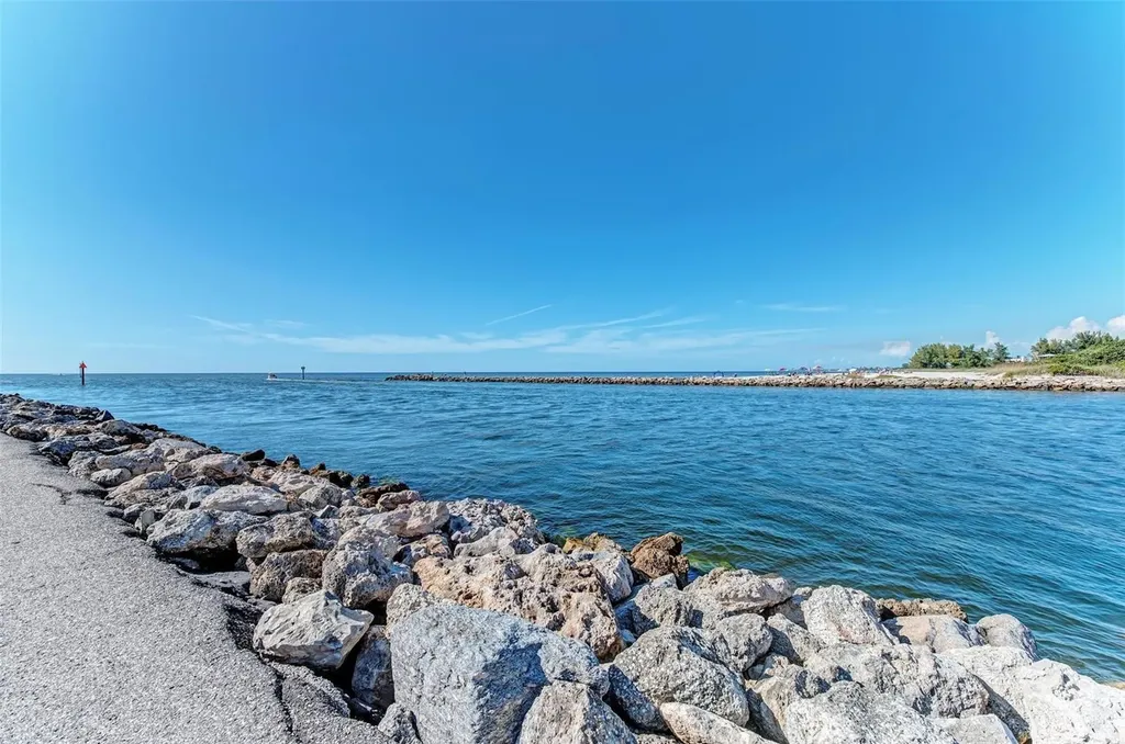 105 Dartmouth Road Venice FL 34293